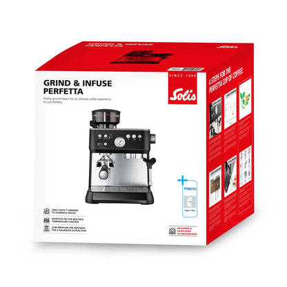 Solis Grind & Infuse Perfetta Espressomaschine Schwarz Produktverpackung mit BRITA Wasserfilter und technischen Features