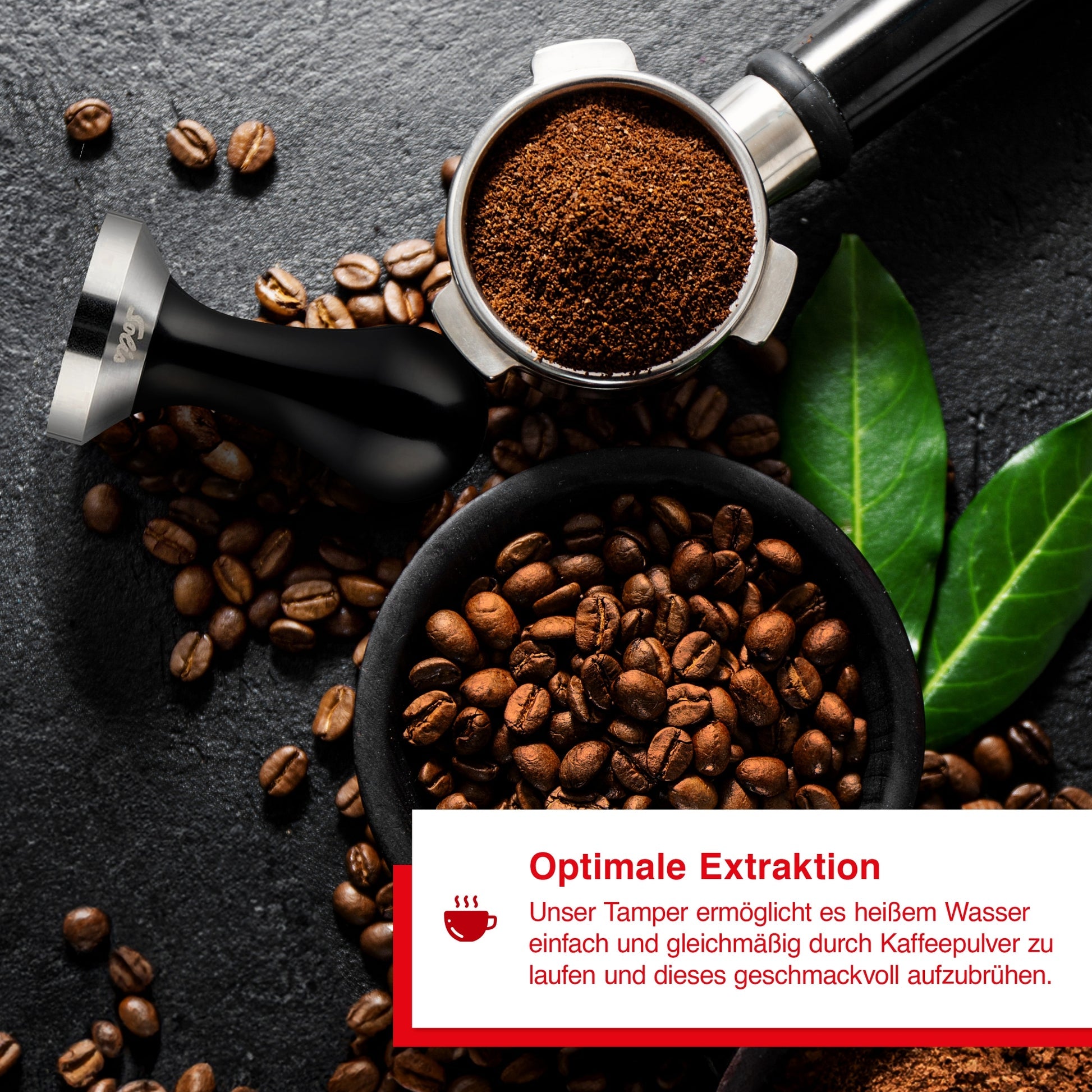 Solis Tamper mit Siebträger und Kaffeebohnen zur Veranschaulichung der optimalen Kaffeeextraktion.